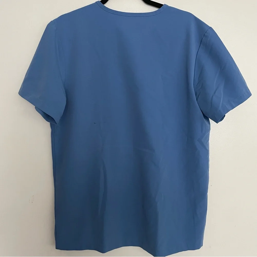 Men’s FIGS Scrub Top Medium & Pants Small Set Ceil Blue